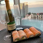 9 Pearl דירה אודסה